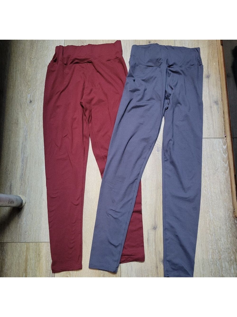Red and Gray High-Waisted Leggings Size S